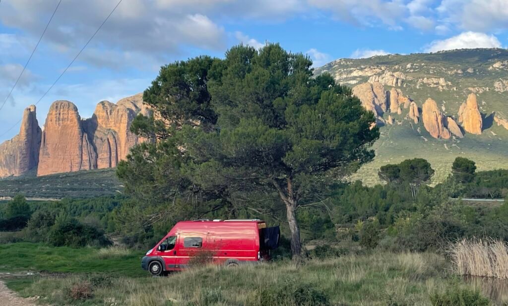 Best eSIM for Van Life in Europe 2026 – Our Setup After 2 Years on the Road