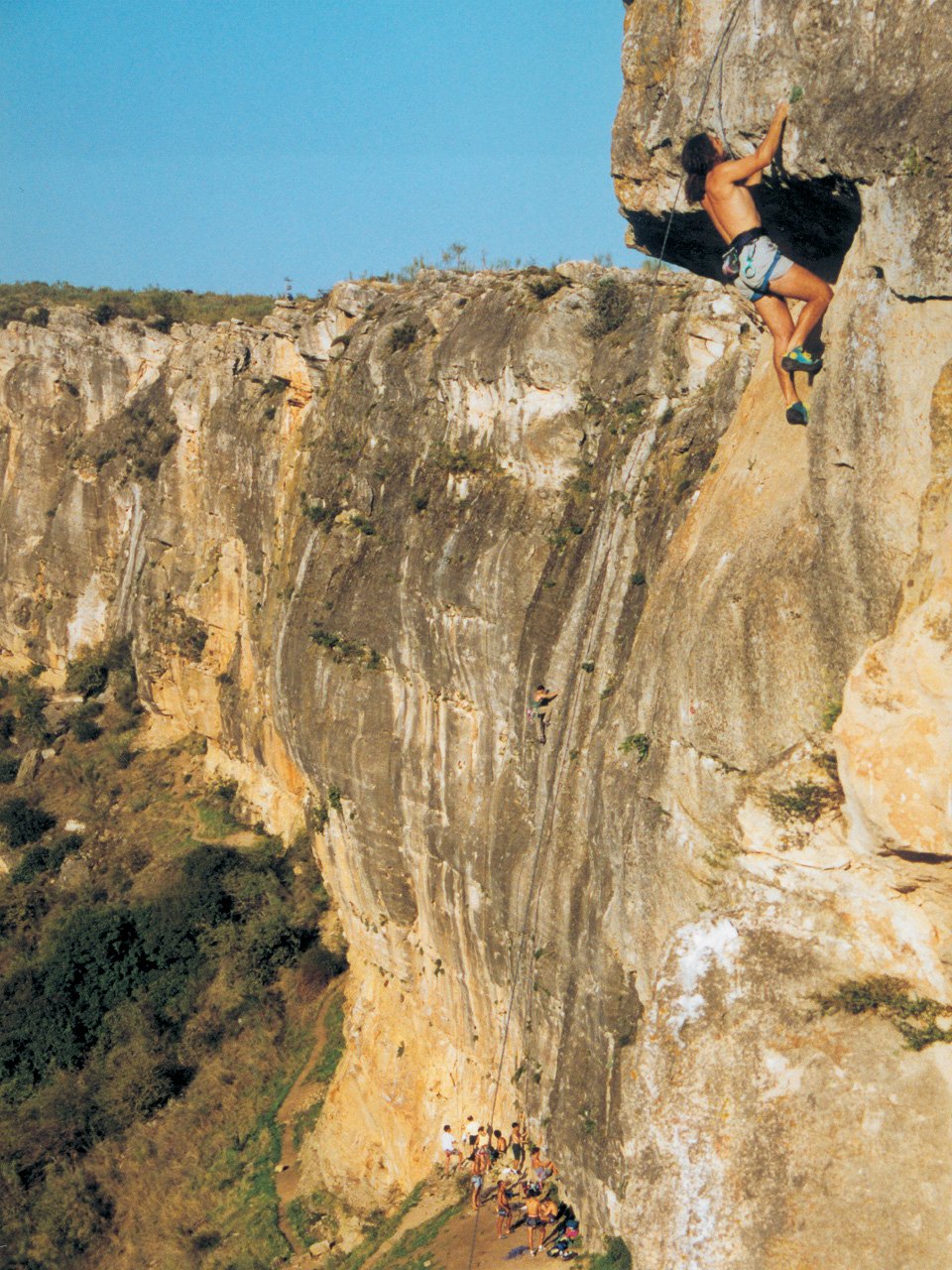 Patones climbing — Pontón de la Oliva limestone sport routes