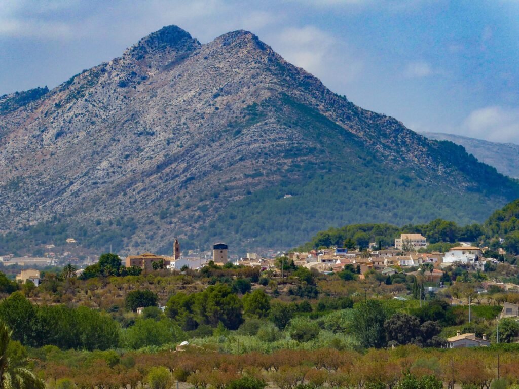 Alcalalí Climbing Guide — Xalon Valley, Costa Blanca