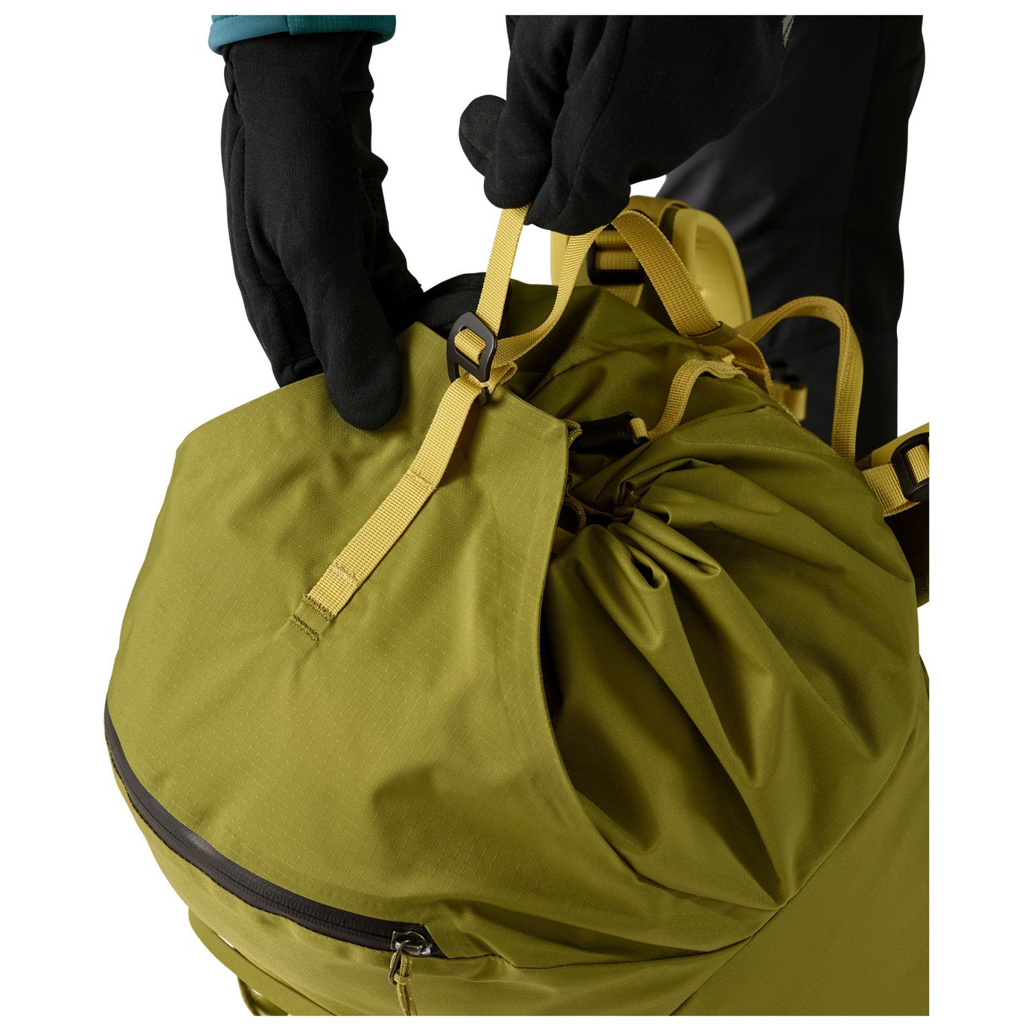 patagonia-ascensionist-35-opening